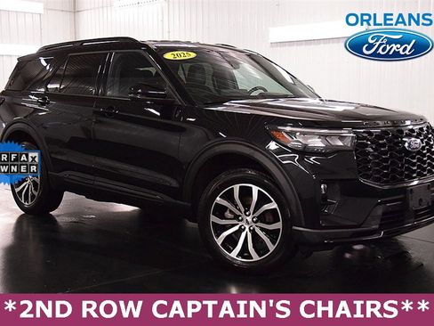 Used 2025 Ford Explorer ST-Line image 1