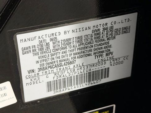 Used 2025 Nissan Kicks SV image 28