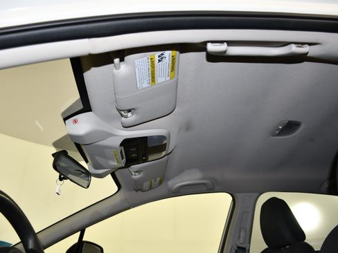 Used 2023 Subaru Crosstrek 2.0i AWD/4WD image 39
