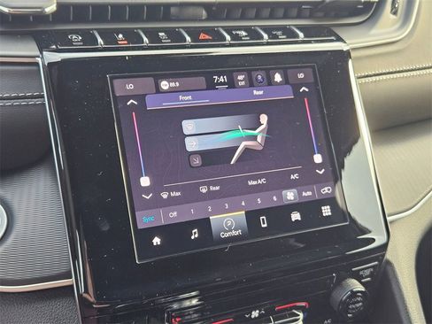 New 2025 Jeep Grand Cherokee L Laredo w/ Trailer Tow Package image 22