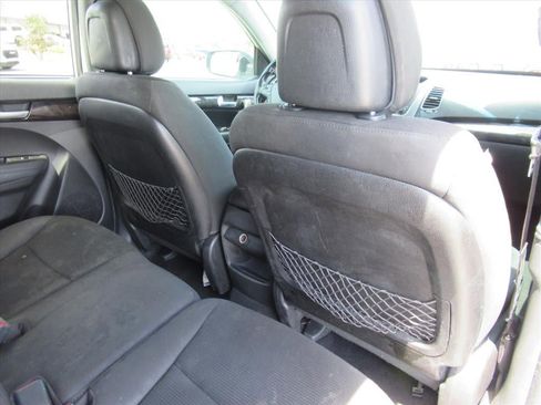 Used 2014 Kia Sorento LX AWD/4WD image 29