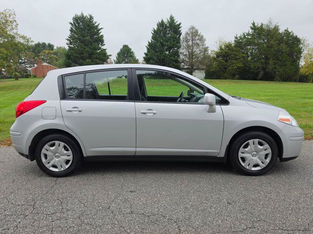 Used 2012 Nissan Versa 1.8 S w/ Plus Pkg FWD image 5