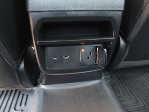 Used 2023 Ford Ranger Lariat w/ Equipment Group 501A High image 17