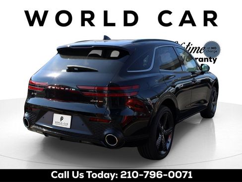 Used 2025 Genesis GV70 3.5T Sport w/ Sport Prestige Package image 7