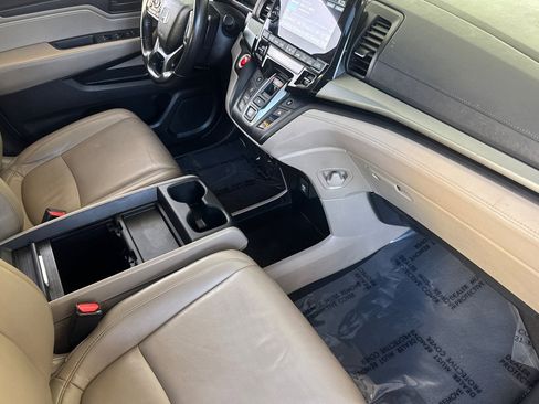 Used 2022 Honda Odyssey EX-L image 32