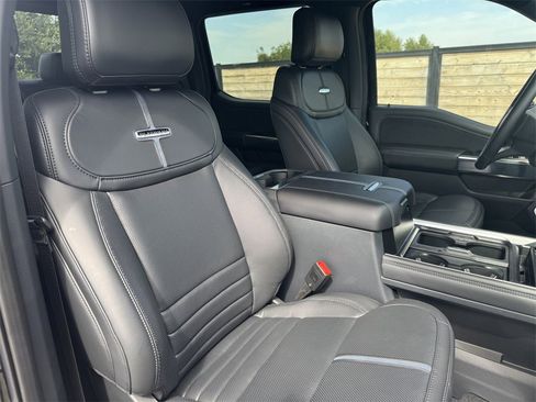 Certified 2025 Ford F250 Platinum image 19