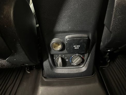 Used 2020 Ford Transit Connect XL FWD image 19