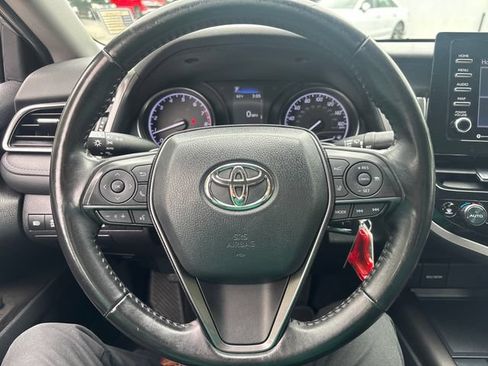 Used 2023 Toyota Camry SE FWD image 18