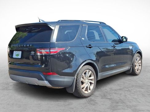 Used 2017 Land Rover Discovery HSE image 6