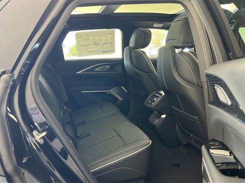 New 2026 Cadillac Lyriq V image 33