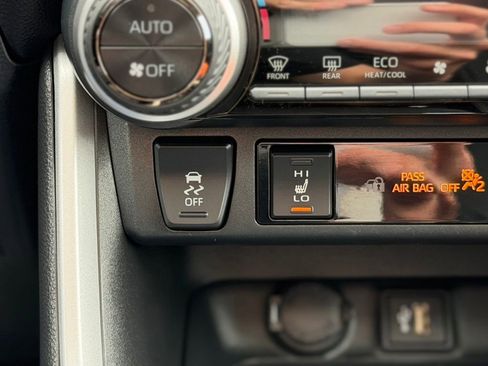 Certified 2023 Toyota RAV4 XLE Premium AWD/4WD image 17