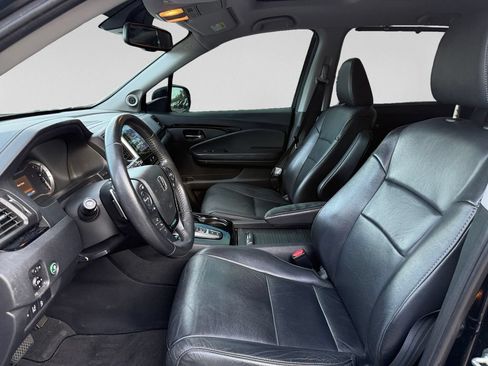 Used 2018 Honda Pilot Touring image 23