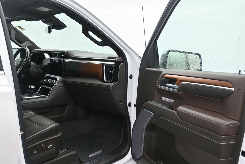 Used 2022 GMC Sierra 1500 Denali w/ Denali Reserve Package RWD image 13