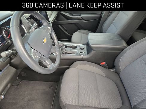 Used 2024 Chevrolet Traverse LT FWD image 14