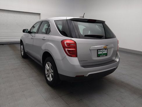 Used 2017 Chevrolet Equinox LS FWD image 5