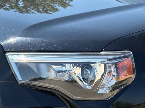 Used 2023 Toyota 4Runner SR5 Premium w/ Moonroof Package AWD/4WD image 4