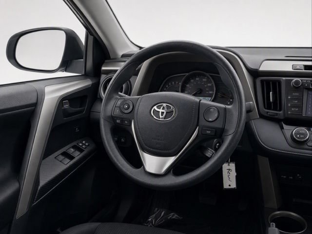 Used 2013 Toyota RAV4 XLE AWD/4WD image 13