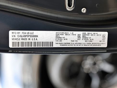 Used 2023 Jeep Wagoneer Series II image 85