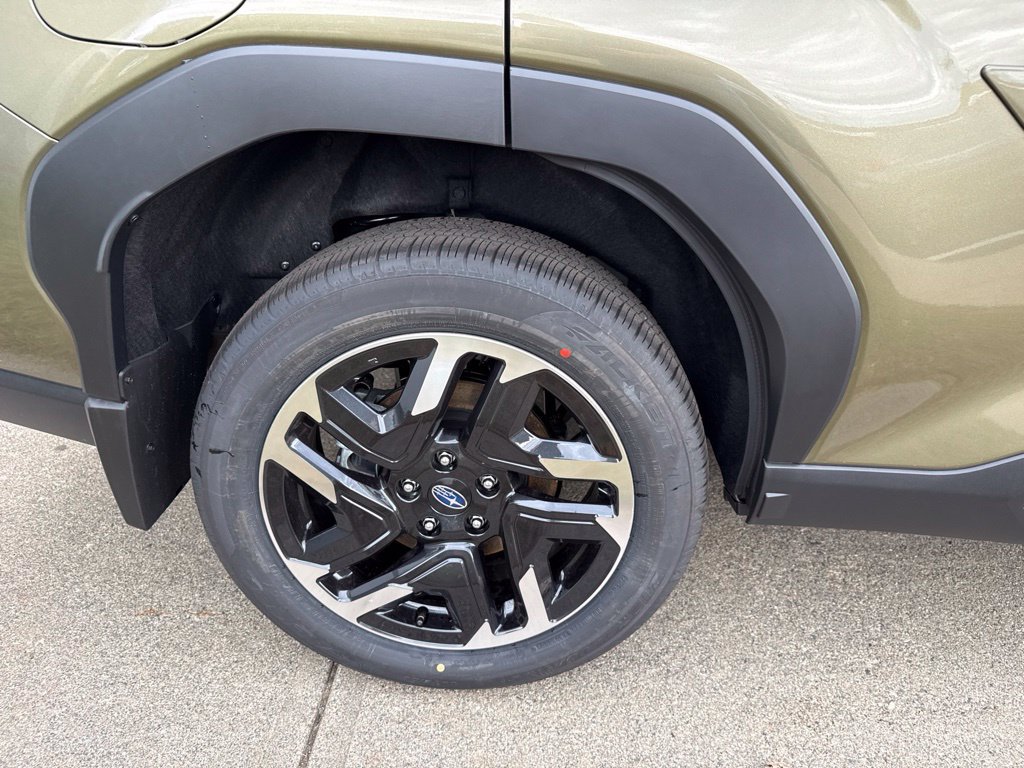 New 2026 Subaru Forester Premium AWD/4WD image 10