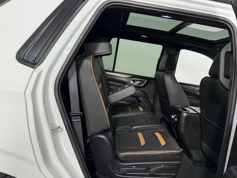 Used 2024 GMC Yukon AT4 image 25