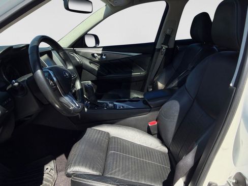 Used 2019 INFINITI Q50 Signature Edition RWD image 10