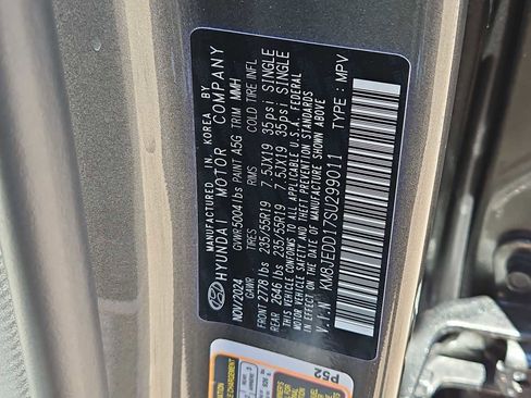Used 2025 Hyundai Tucson Limited AWD/4WD image 36