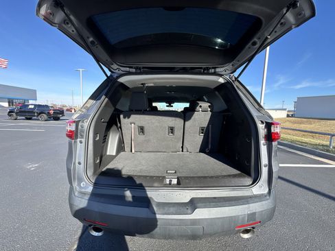 Used 2019 Chevrolet Traverse LS image 24
