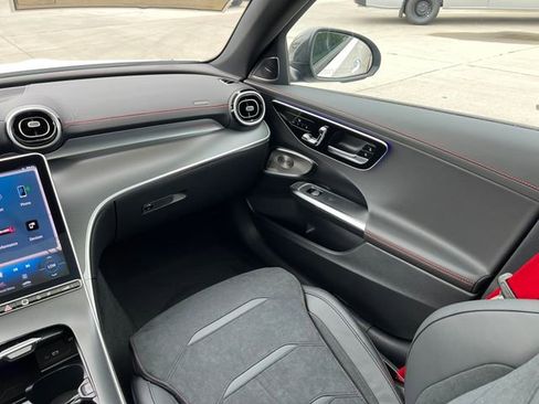 Used 2024 Mercedes-Benz C 43 AMG 4MATIC Sedan image 36