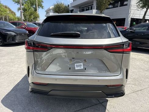 Used 2025 Lexus NX 250 FWD w/ Towing Package (2000 Lbs) image 24