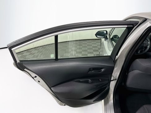 Used 2025 Toyota Corolla LE FWD image 26
