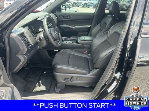 Used 2024 Nissan Pathfinder Rock Creek AWD/4WD image 9