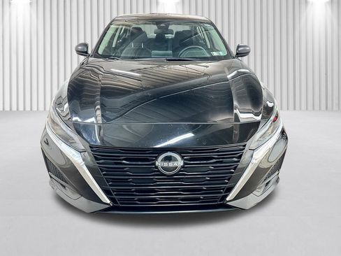 Used 2024 Nissan Altima 2.5 SV FWD image 14