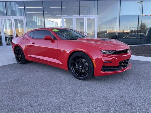 Used 2020 Chevrolet Camaro SS image 6