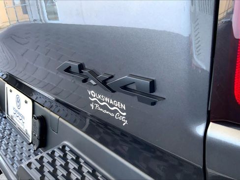 Used 2025 RAM 1500 Laramie w/ Night Edition image 9