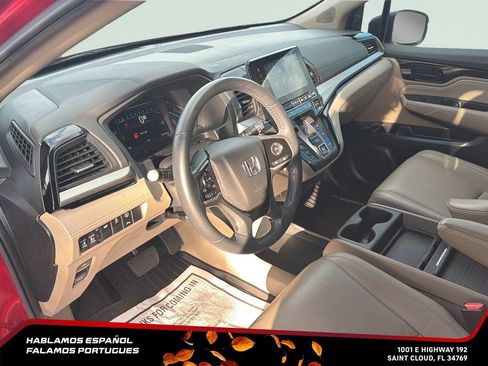 Used 2023 Honda Odyssey Touring image 16