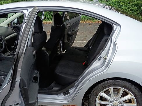 Used 2013 Subaru Impreza 2.0i Premium AWD/4WD image 13