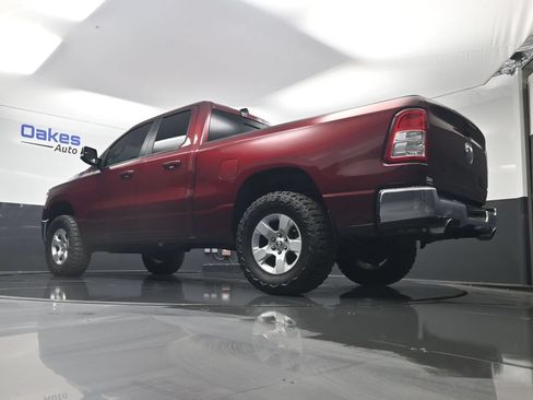 Used 2022 RAM 1500 Big Horn AWD/4WD image 40