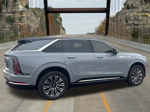 New 2026 Cadillac Escalade IQ Luxury 1 w/ LPO, Floor Liner Package image 11