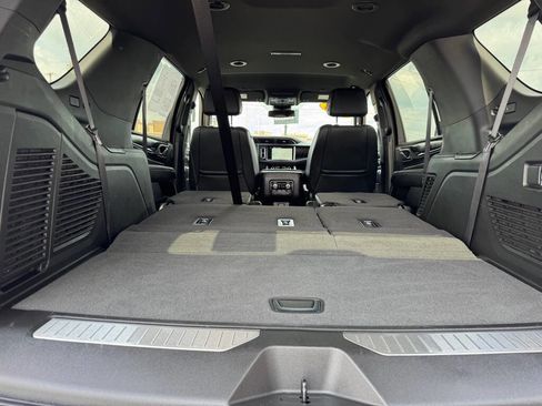 Used 2024 GMC Yukon Denali image 43