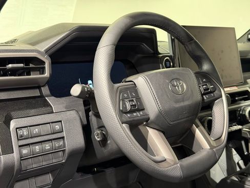 Certified 2026 Toyota 4Runner Limited AWD/4WD image 16