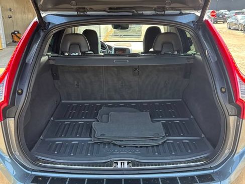 Used 2017 Volvo XC60 T5 Inscription w/ Advanced Package AWD/4WD image 34