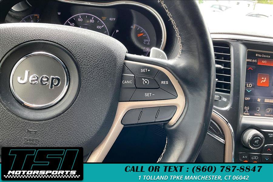 Used 2017 Jeep Grand Cherokee Overland AWD/4WD image 16