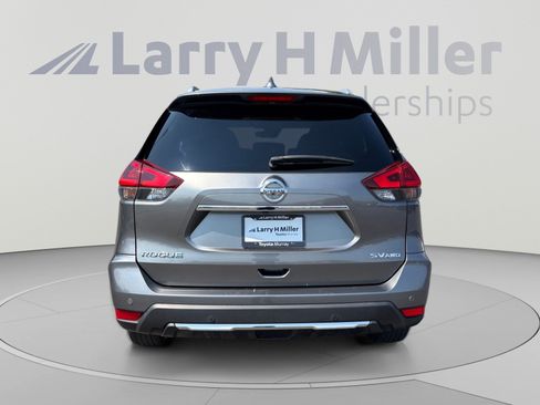 Used 2020 Nissan Rogue SV AWD/4WD image 4
