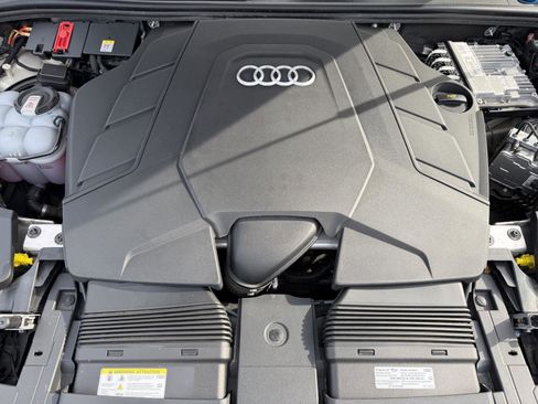 Used 2023 Audi Q8 Premium Plus w/ Premium Plus Package image 26