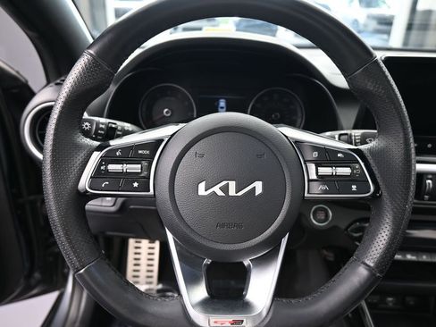 Used 2022 Kia Forte GT-Line w/ GT-Line Premium Package image 16