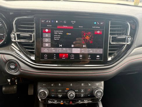 Used 2024 Dodge Durango GT AWD/4WD image 15