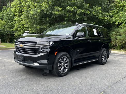 Used 2021 Chevrolet Tahoe LT w/ LT Signature Package AWD/4WD image 5