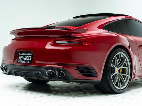 Used 2018 Porsche 911 Turbo S image 15