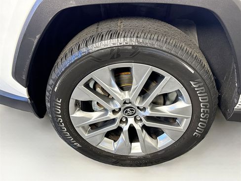 Certified 2024 Toyota RAV4 XLE Premium image 18