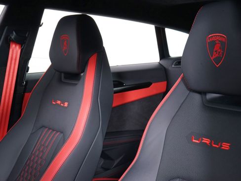 Used 2024 Lamborghini Urus S image 26